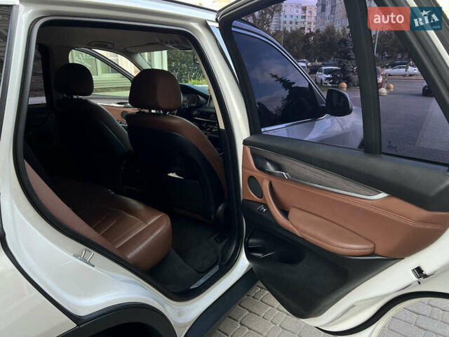 Белый БМВ Х5, объемом двигателя 2 л и пробегом 133 тыс. км за 37000 $, фото 32 на Automoto.ua