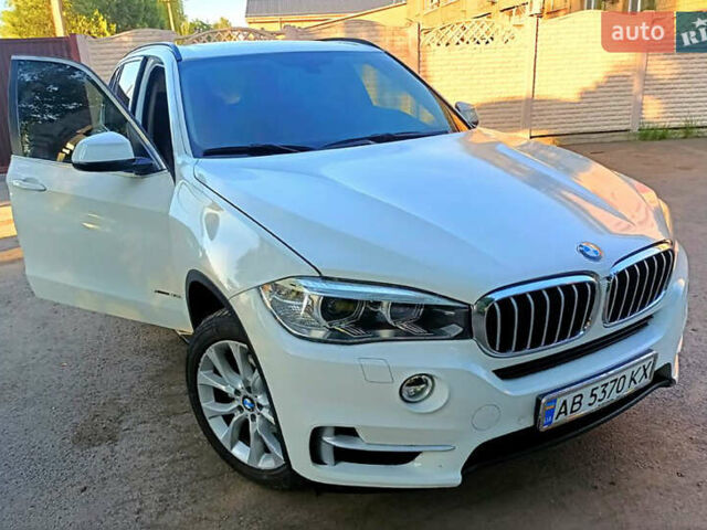 Белый БМВ Х5, объемом двигателя 2.98 л и пробегом 164 тыс. км за 19999 $, фото 1 на Automoto.ua