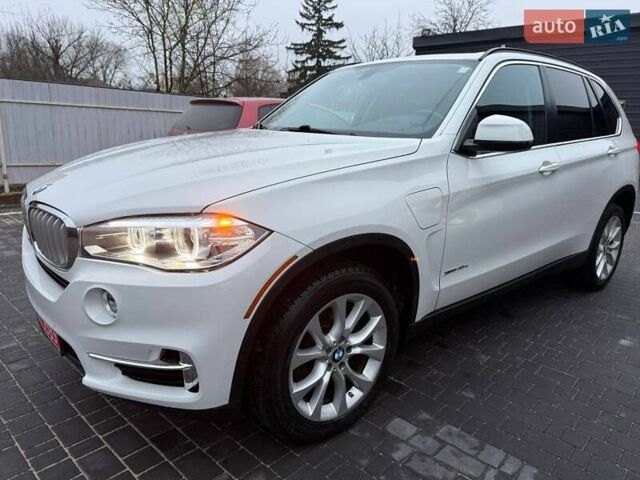 Белый БМВ Х5, объемом двигателя 2 л и пробегом 166 тыс. км за 28300 $, фото 7 на Automoto.ua