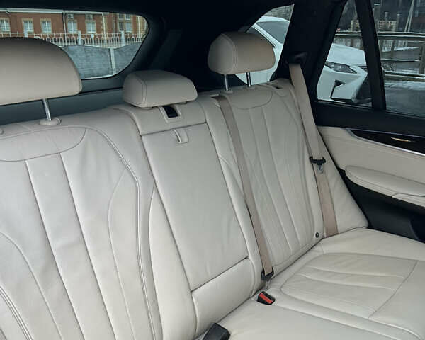 Білий БМВ Х5, об'ємом двигуна 2 л та пробігом 145 тис. км за 23500 $, фото 12 на Automoto.ua