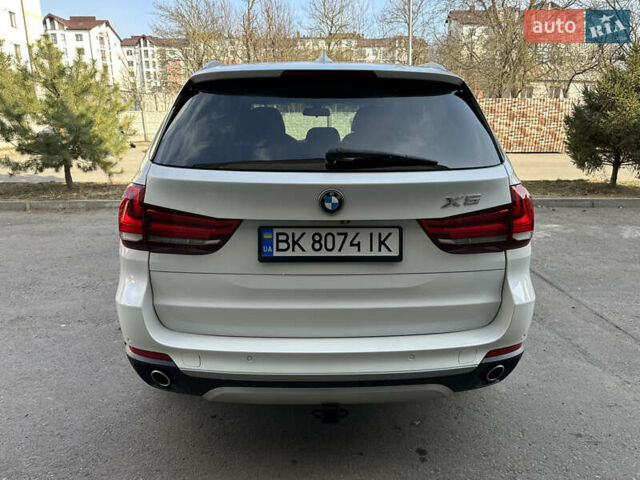 Белый БМВ Х5, объемом двигателя 3 л и пробегом 211 тыс. км за 28999 $, фото 8 на Automoto.ua