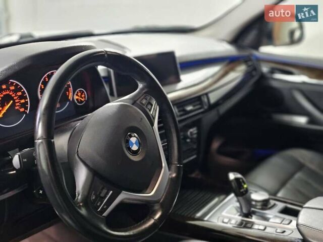 Білий БМВ Х5, об'ємом двигуна 2 л та пробігом 173 тис. км за 27200 $, фото 18 на Automoto.ua