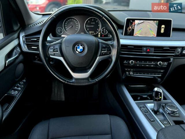 Белый БМВ Х5, объемом двигателя 2 л и пробегом 106 тыс. км за 27900 $, фото 9 на Automoto.ua