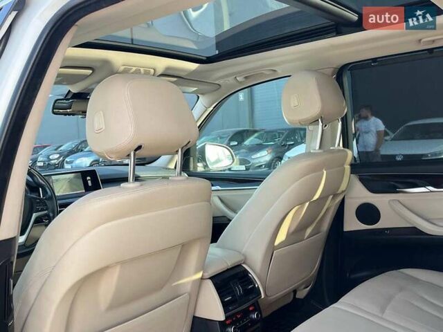 Белый БМВ Х5, объемом двигателя 3 л и пробегом 163 тыс. км за 22690 $, фото 34 на Automoto.ua