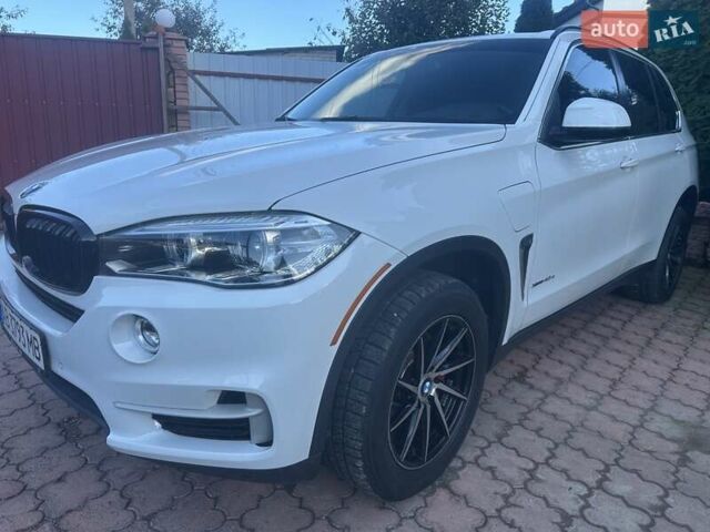 БМВ Х5 2016 в Виннице на Automoto.ua Белый БМВ Х5, объемом двигателя 2 л и пробегом 95 тыс. км за 31000 $, фото 3 на Automoto.ua