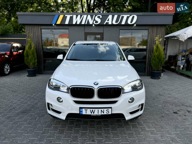 Белый БМВ Х5, объемом двигателя 2 л и пробегом 106 тыс. км за 27900 $, фото 13 на Automoto.ua