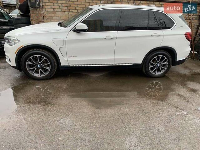 Білий БМВ Х5, об'ємом двигуна 2 л та пробігом 148 тис. км за 27900 $, фото 3 на Automoto.ua