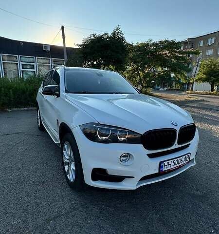 Белый БМВ Х5, объемом двигателя 2 л и пробегом 206 тыс. км за 26999 $, фото 8 на Automoto.ua