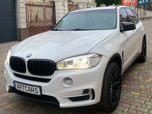 Белый БМВ Х5, объемом двигателя 2 л и пробегом 130 тыс. км за 24800 $, фото 1 на Automoto.ua
