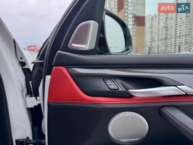 Білий БМВ Х5, об'ємом двигуна 4.39 л та пробігом 86 тис. км за 36900 $, фото 40 на Automoto.ua