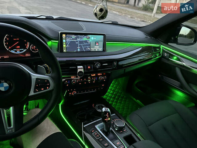 Белый БМВ Х5, объемом двигателя 2 л и пробегом 100 тыс. км за 32000 $, фото 29 на Automoto.ua