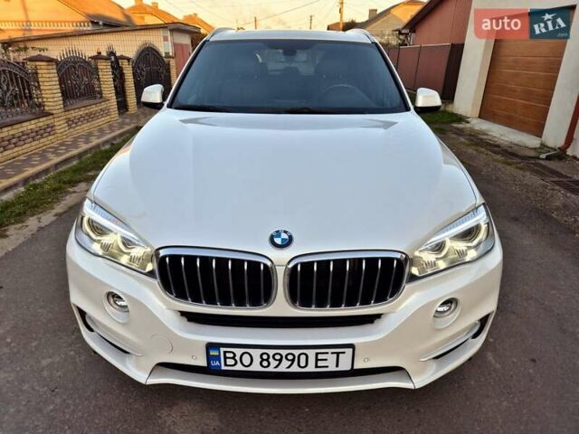 Белый БМВ Х5, объемом двигателя 2.99 л и пробегом 110 тыс. км за 31900 $, фото 2 на Automoto.ua