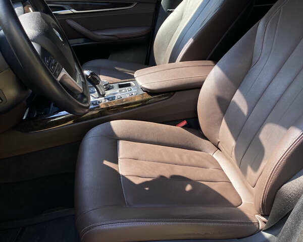 Белый БМВ Х5, объемом двигателя 2 л и пробегом 193 тыс. км за 35000 $, фото 14 на Automoto.ua