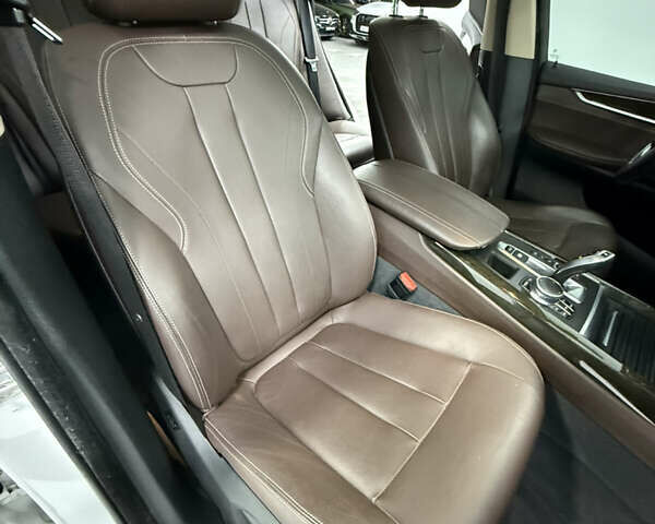 Белый БМВ Х5, объемом двигателя 2.99 л и пробегом 116 тыс. км за 35500 $, фото 26 на Automoto.ua