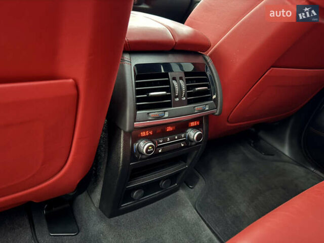 Білий БМВ Х5, об'ємом двигуна 4.39 л та пробігом 86 тис. км за 36900 $, фото 28 на Automoto.ua