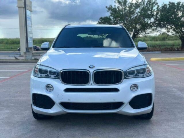 Белый БМВ Х5, объемом двигателя 3 л и пробегом 53 тыс. км за 21500 $, фото 1 на Automoto.ua