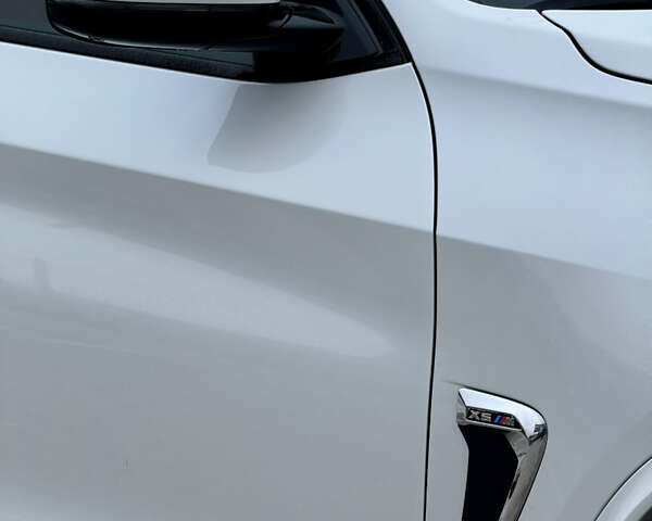 Білий БМВ Х5, об'ємом двигуна 4.39 л та пробігом 86 тис. км за 36900 $, фото 78 на Automoto.ua