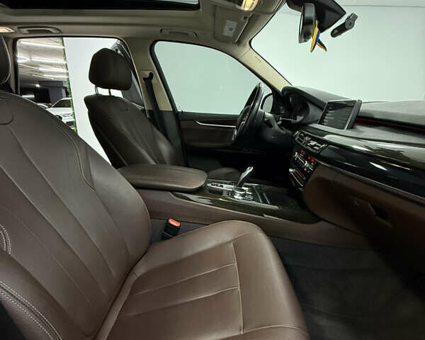 Белый БМВ Х5, объемом двигателя 2.99 л и пробегом 116 тыс. км за 35500 $, фото 27 на Automoto.ua