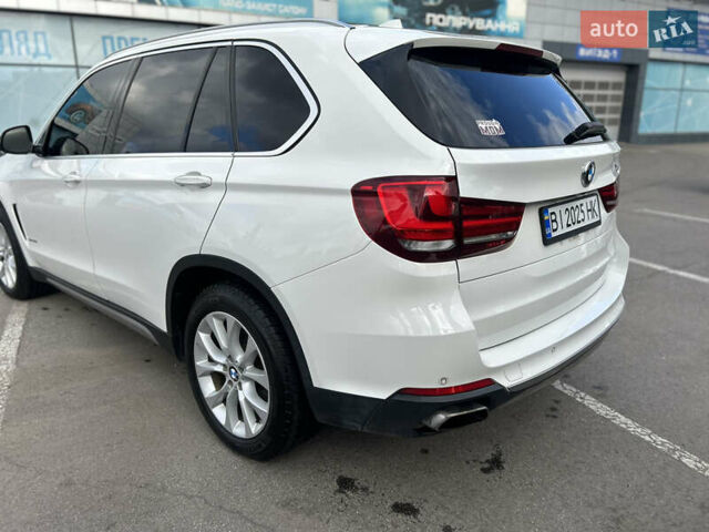 Белый БМВ Х5, объемом двигателя 2.98 л и пробегом 130 тыс. км за 28000 $, фото 36 на Automoto.ua