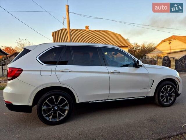 Белый БМВ Х5, объемом двигателя 2.99 л и пробегом 110 тыс. км за 31900 $, фото 12 на Automoto.ua