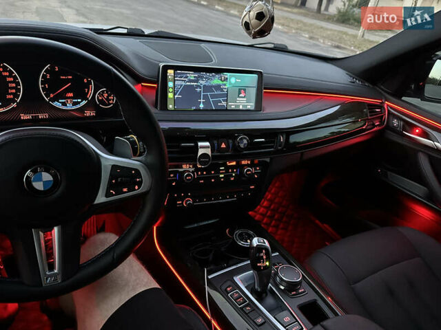 Белый БМВ Х5, объемом двигателя 2 л и пробегом 100 тыс. км за 32000 $, фото 30 на Automoto.ua