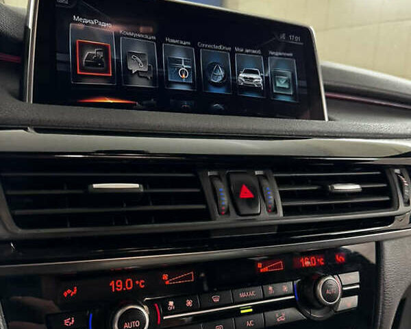 Белый БМВ Х5, объемом двигателя 2.98 л и пробегом 142 тыс. км за 25000 $, фото 13 на Automoto.ua