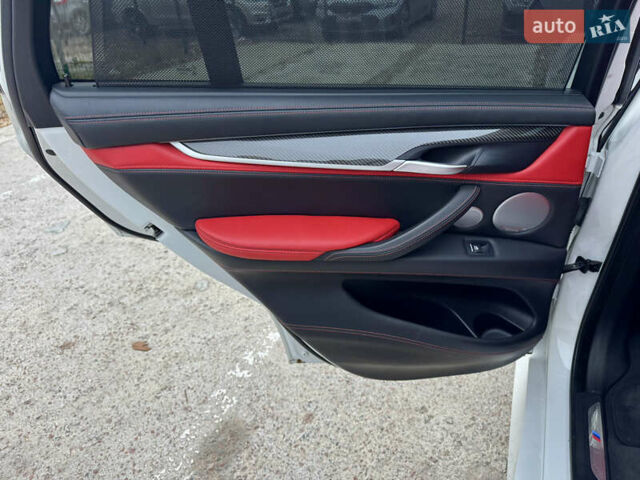 Білий БМВ Х5, об'ємом двигуна 4.39 л та пробігом 86 тис. км за 36900 $, фото 25 на Automoto.ua