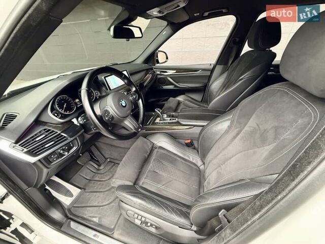 Белый БМВ Х5, объемом двигателя 2.98 л и пробегом 154 тыс. км за 34500 $, фото 28 на Automoto.ua