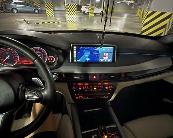 Белый БМВ Х5, объемом двигателя 2.98 л и пробегом 155 тыс. км за 32500 $, фото 8 на Automoto.ua