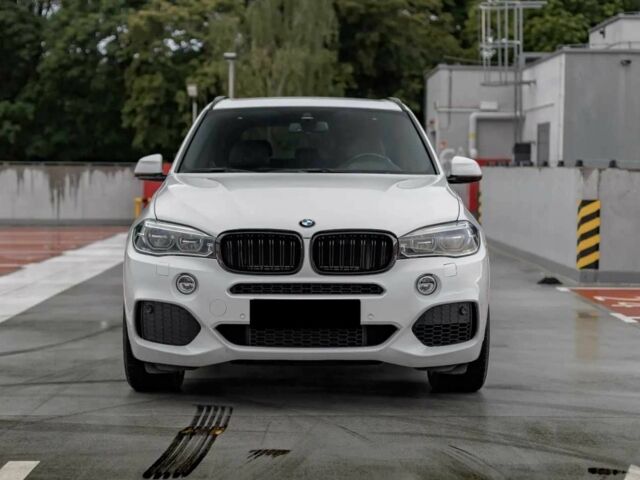 Белый БМВ Х5, объемом двигателя 2 л и пробегом 65 тыс. км за 16500 $, фото 1 на Automoto.ua