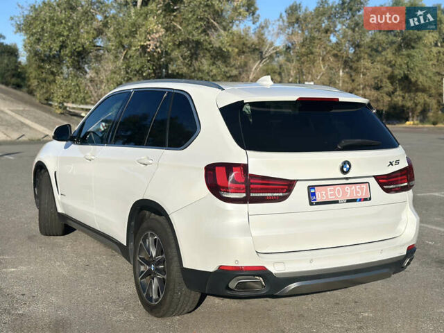 Белый БМВ Х5, объемом двигателя 2.99 л и пробегом 150 тыс. км за 39999 $, фото 6 на Automoto.ua