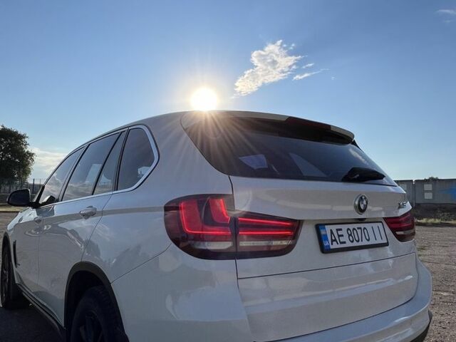 Білий БМВ Х5, об'ємом двигуна 2 л та пробігом 170 тис. км за 24499 $, фото 9 на Automoto.ua
