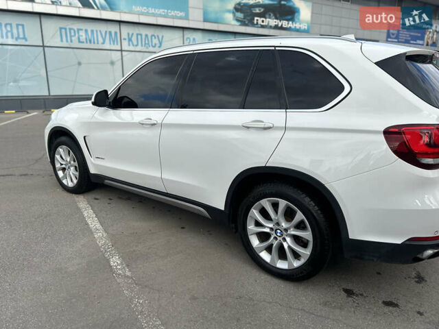 Белый БМВ Х5, объемом двигателя 2.98 л и пробегом 130 тыс. км за 28000 $, фото 13 на Automoto.ua