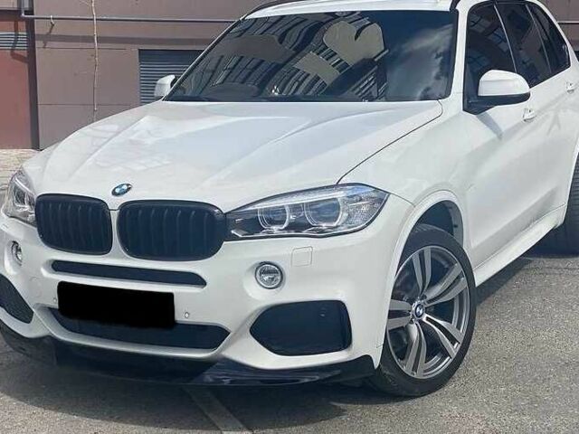 Белый БМВ Х5, объемом двигателя 2 л и пробегом 65 тыс. км за 21000 $, фото 1 на Automoto.ua