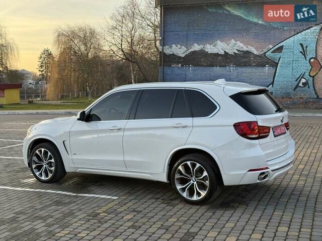 Білий БМВ Х5, об'ємом двигуна 3 л та пробігом 106 тис. км за 28999 $, фото 5 на Automoto.ua