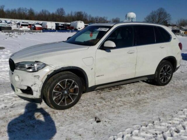 Белый БМВ Х5, объемом двигателя 2 л и пробегом 192 тыс. км за 17900 $, фото 2 на Automoto.ua