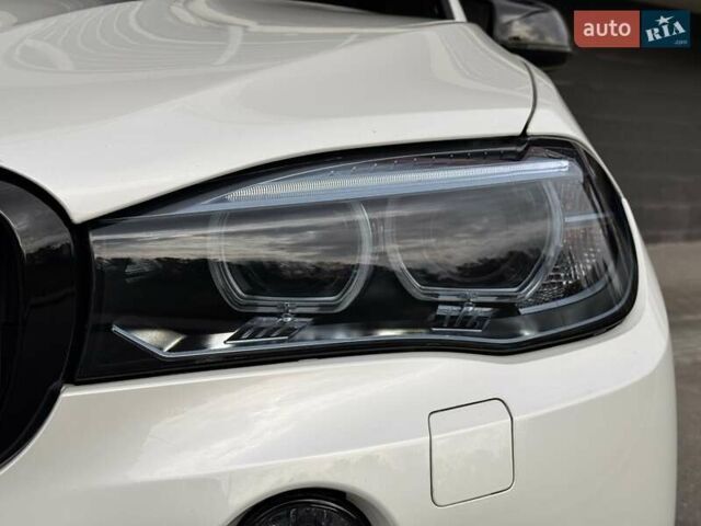 Белый БМВ Х5, объемом двигателя 2.98 л и пробегом 154 тыс. км за 34500 $, фото 23 на Automoto.ua