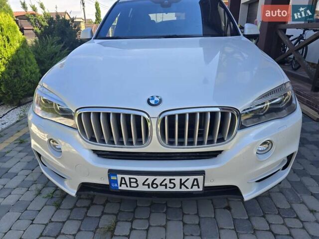 Белый БМВ Х5, объемом двигателя 2.99 л и пробегом 278 тыс. км за 27867 $, фото 2 на Automoto.ua