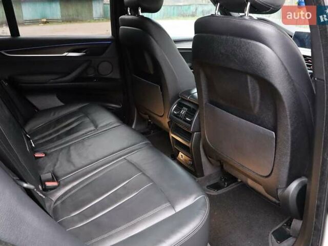 Белый БМВ Х5, объемом двигателя 2 л и пробегом 217 тыс. км за 27500 $, фото 20 на Automoto.ua