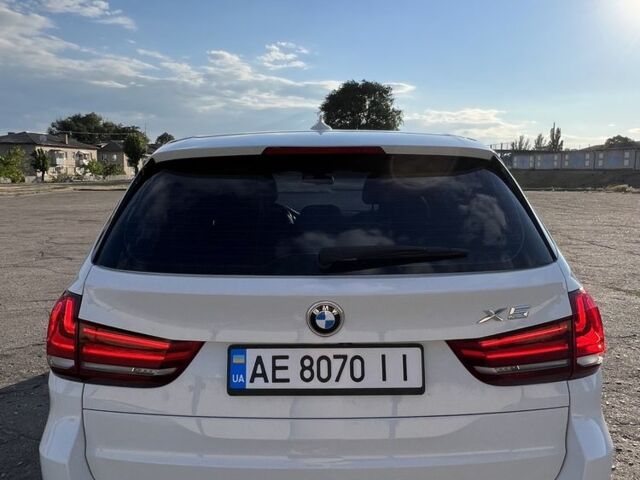 Білий БМВ Х5, об'ємом двигуна 2 л та пробігом 170 тис. км за 24499 $, фото 4 на Automoto.ua