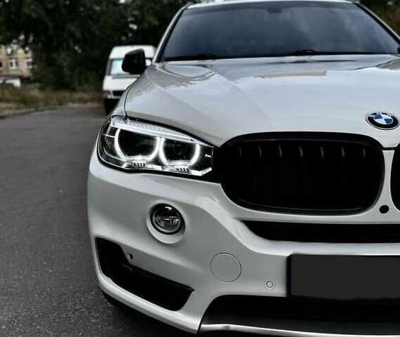 Білий БМВ Х5, об'ємом двигуна 3 л та пробігом 142 тис. км за 23000 $, фото 1 на Automoto.ua