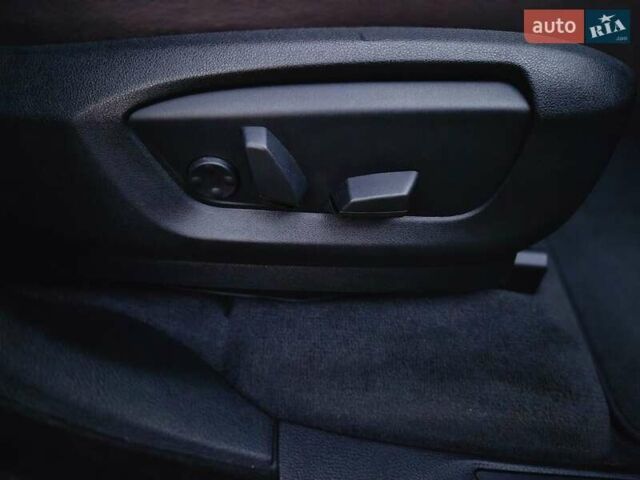 Белый БМВ Х5, объемом двигателя 3 л и пробегом 205 тыс. км за 25000 $, фото 46 на Automoto.ua