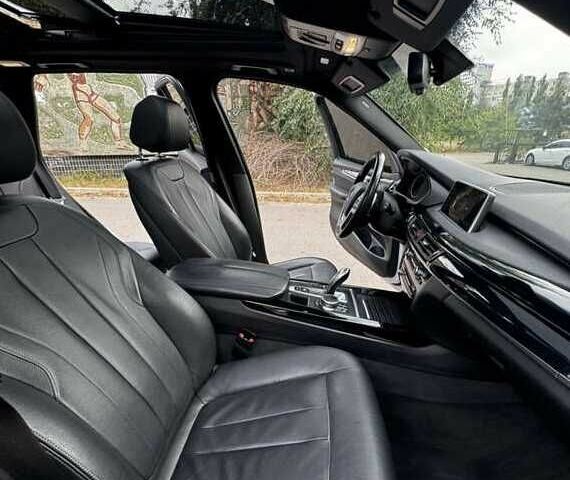 Білий БМВ Х5, об'ємом двигуна 3 л та пробігом 142 тис. км за 23000 $, фото 13 на Automoto.ua