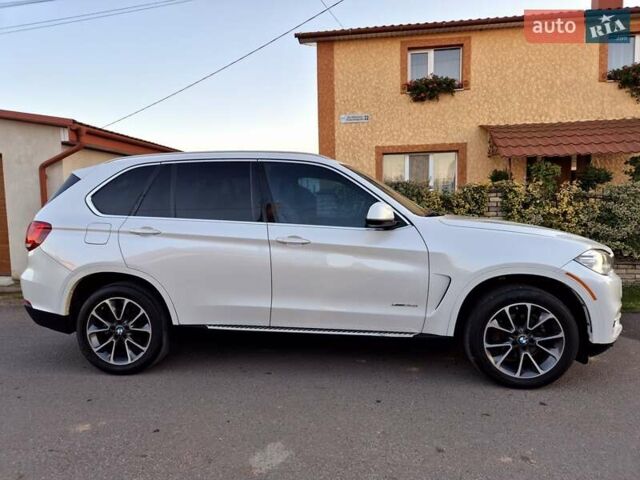 Белый БМВ Х5, объемом двигателя 2.99 л и пробегом 110 тыс. км за 31900 $, фото 14 на Automoto.ua