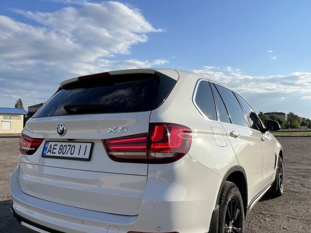 Білий БМВ Х5, об'ємом двигуна 2 л та пробігом 170 тис. км за 24499 $, фото 10 на Automoto.ua