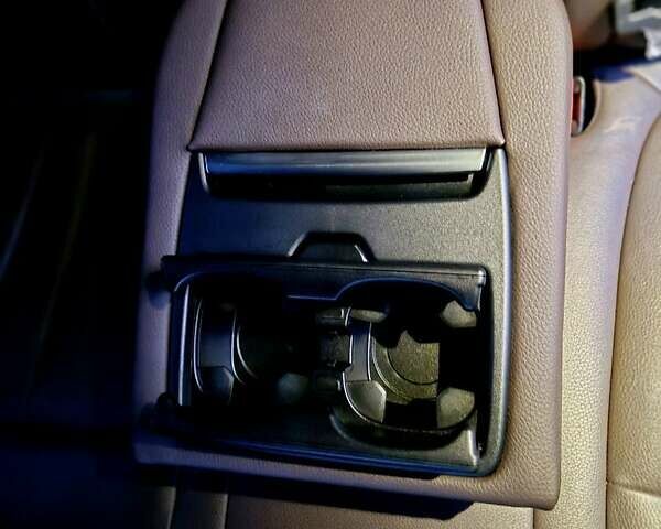 Белый БМВ Х5, объемом двигателя 3 л и пробегом 205 тыс. км за 25000 $, фото 56 на Automoto.ua