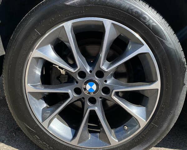 Белый БМВ Х5, объемом двигателя 2 л и пробегом 193 тыс. км за 35000 $, фото 17 на Automoto.ua