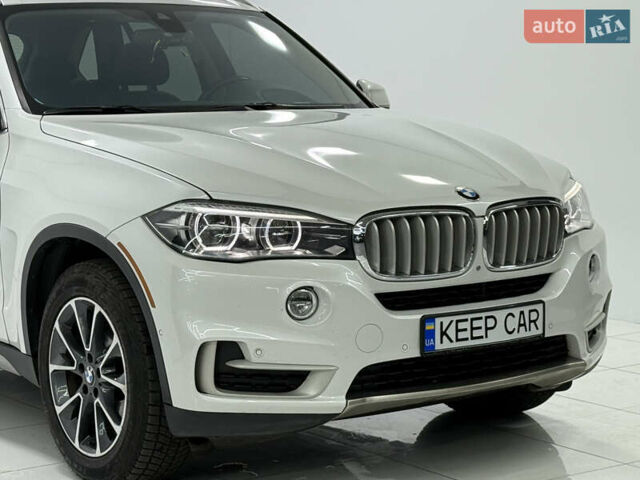 Белый БМВ Х5, объемом двигателя 2.99 л и пробегом 116 тыс. км за 35500 $, фото 5 на Automoto.ua