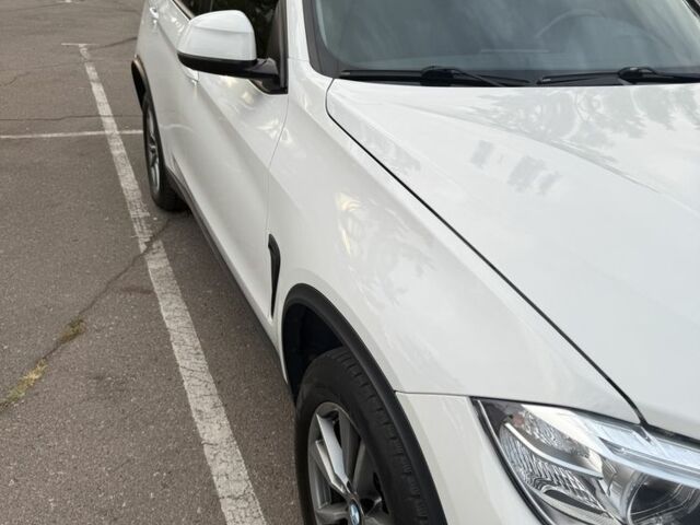 БМВ Х5 2017 в Николаеве на Automoto.ua Белый БМВ Х5, объемом двигателя 2 л и пробегом 200 тыс. км за 27500 $, фото 3 на Automoto.ua