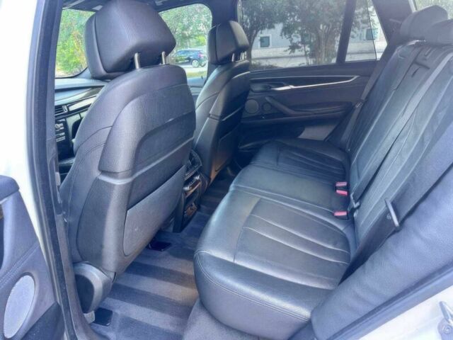 Белый БМВ Х5, объемом двигателя 3 л и пробегом 53 тыс. км за 21500 $, фото 10 на Automoto.ua